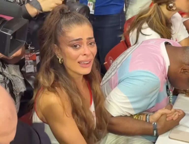 Juliana Paes se pronuncia sobre os memes do seu choro no Carnaval: “Chega de exageros”