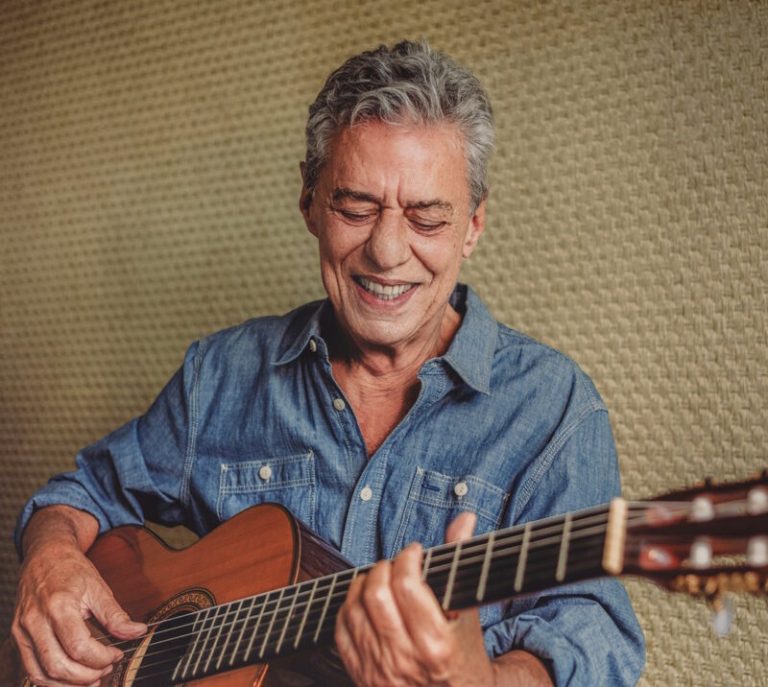 Chico Buarque retorna a Cuba após três décadas e meia