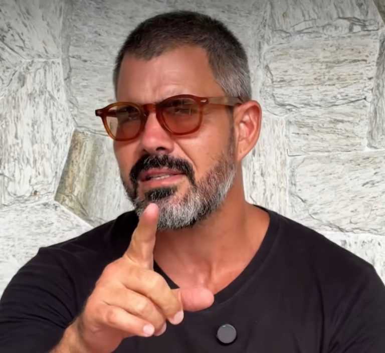 Juliano Cazarré enfrenta críticas de atrizes após divulgar evento voltado para a “machosfera