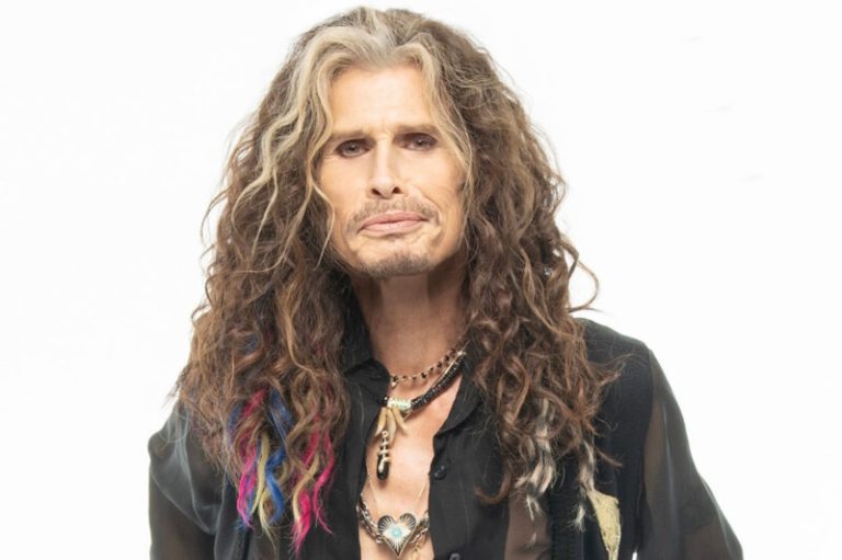 Steven Tyler enfrenta processo judicial por acusações de abuso sexual