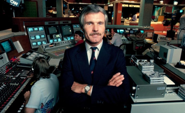 Falece Ted Turner, o visionário que criou a CNN e transformou a televisão por assinatura