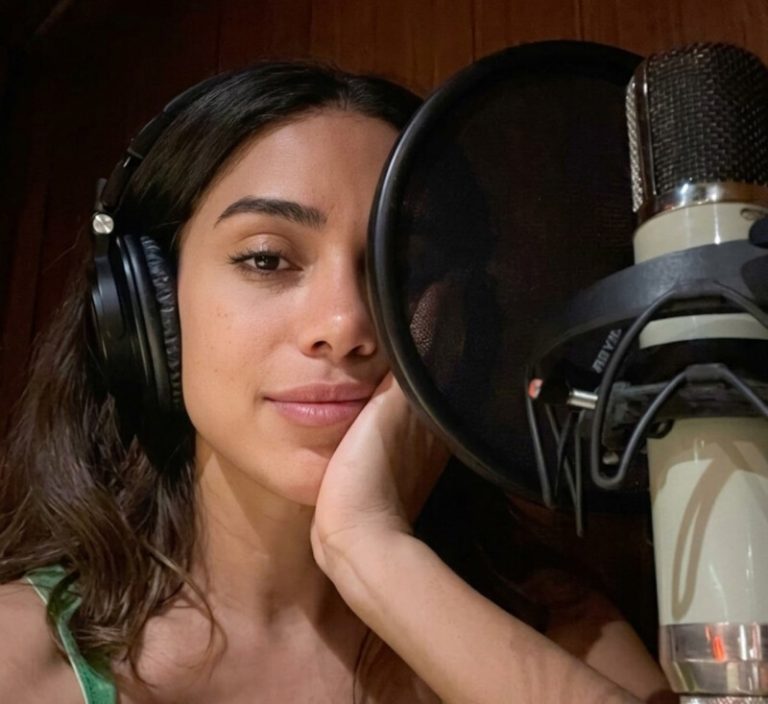 Anitta revela lançamento da continuação de “Equilibrivm