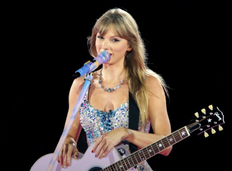 Taylor Swift conquista terceiro topo das paradas em 2026 com sucesso de “Toy Story 5