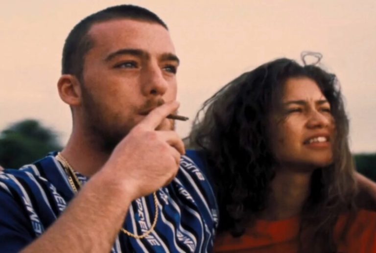 Desfecho Impactante de “Euphoria” Toca Corações das Mães de Zendaya e Angus Cloud