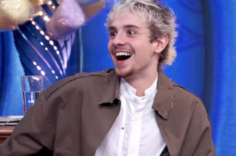 Juliano Floss conquista papel e faz sua estreia nas novelas