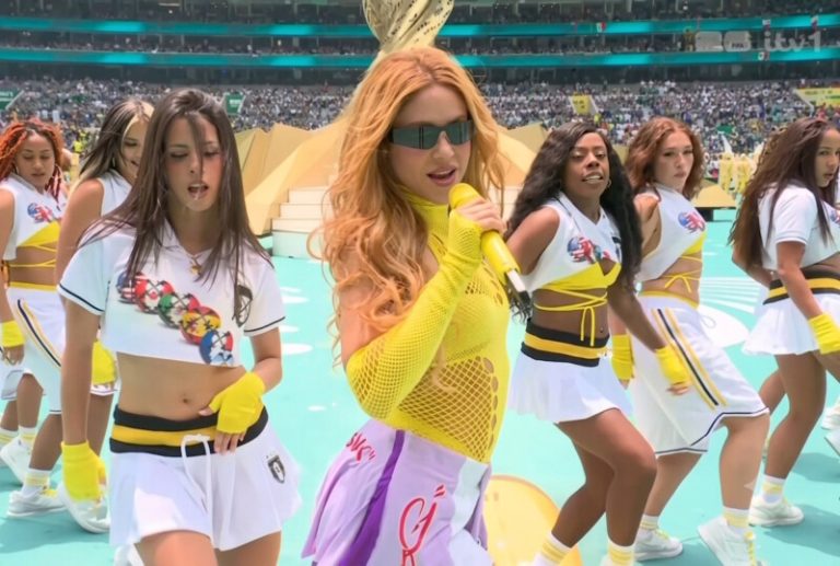 Estrelas da Música Brilham na Final da Copa do Mundo com Show de Shakira, Madonna, Justin Bieber, Coldplay e BTS