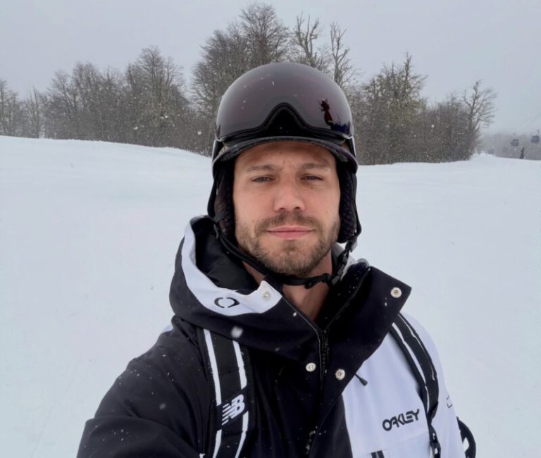 Jonas Sulzbach se lesiona ao praticar snowboard durante viagem à Argentina