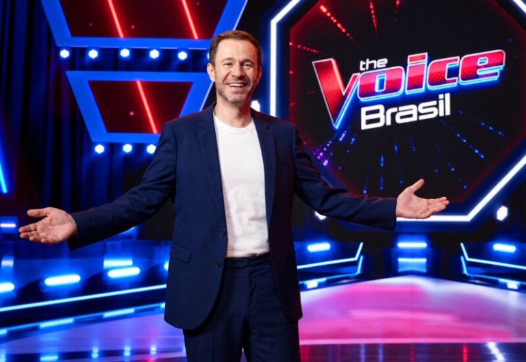 SBT coloca The Voice Brasil no domingo para disputar com Luciano Huck