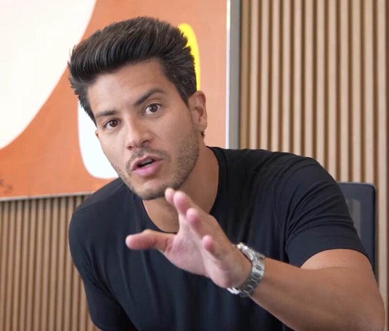 Arthur Aguiar fala sobre despejo e enfrentamento de uma dívida de R$ 400 mil