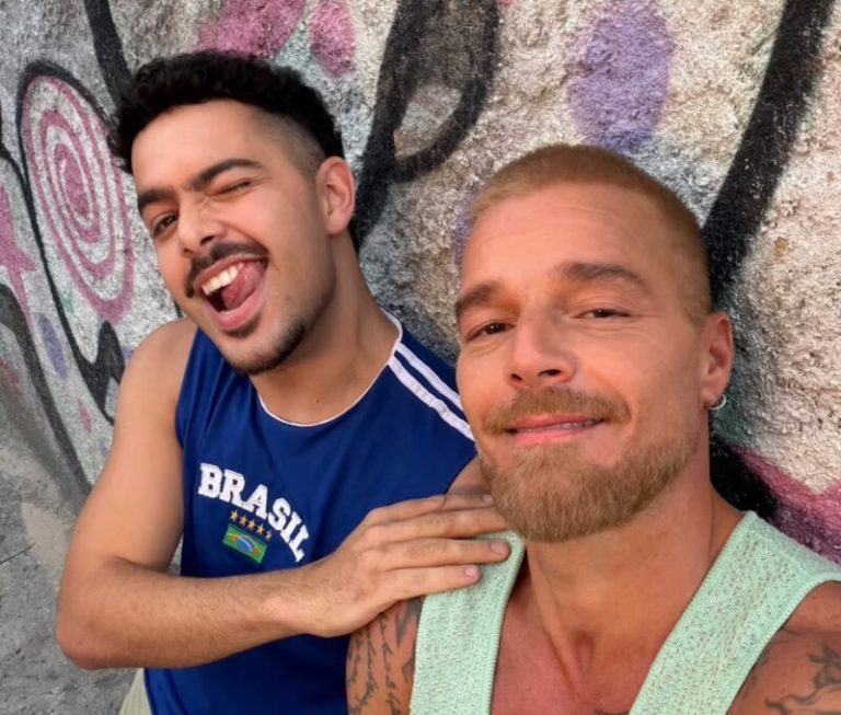 Ricky Martin estende sua passagem pelo Rio e filma clipe ao lado de Pedro Sampaio em Santa Teresa